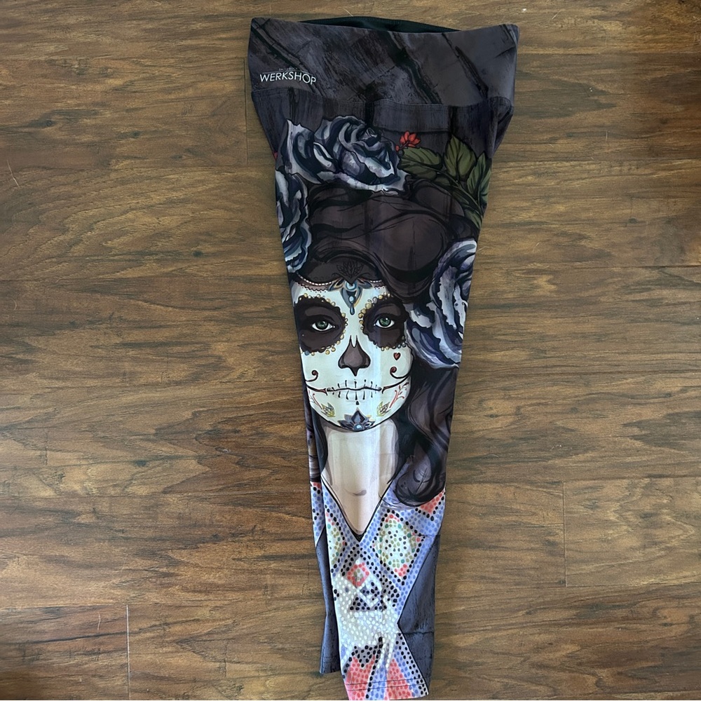 Dark Sugar Skull Werkshop Leggings